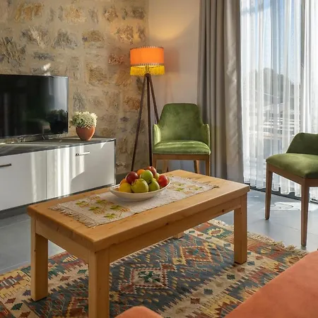 Hotel Dadya Bora Emecik