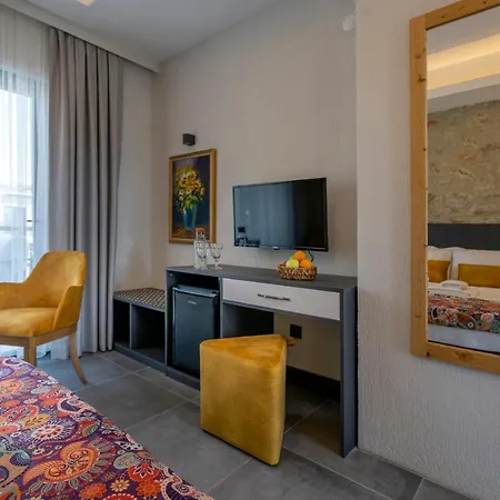 Hotel Dadya Bora 3*