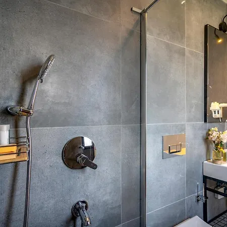 호텔 Dadya Bora 3*